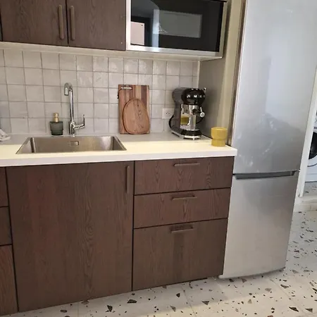 Laetitia Apartment